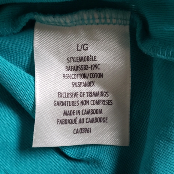 ❌SOLD❌ Denver Hayes cotton tee - Picture 4 of 6